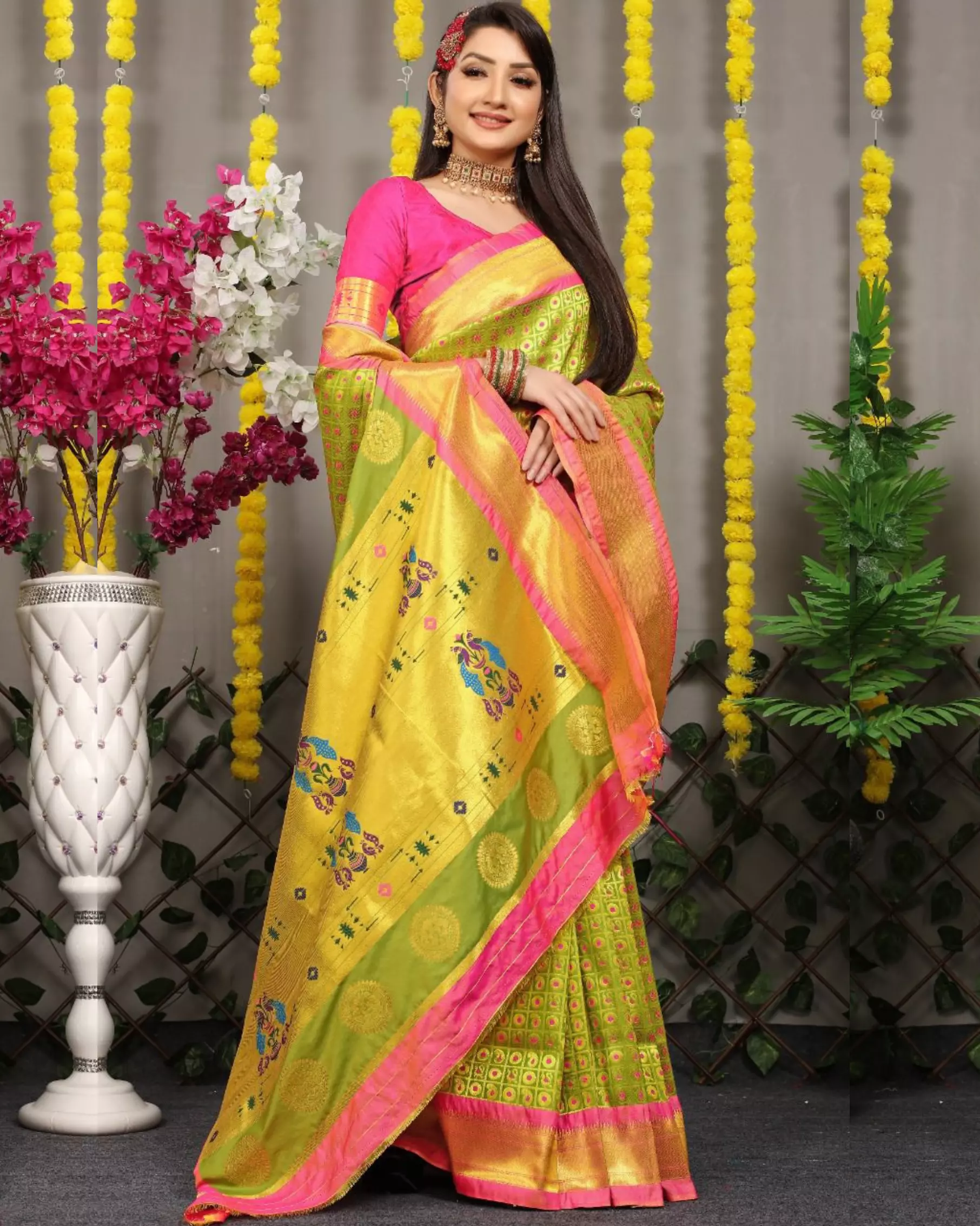 Special occasionally Printed Saree Series : A Silk Kathpadar Texture –  Moolchand Mill Pvt Ltd
